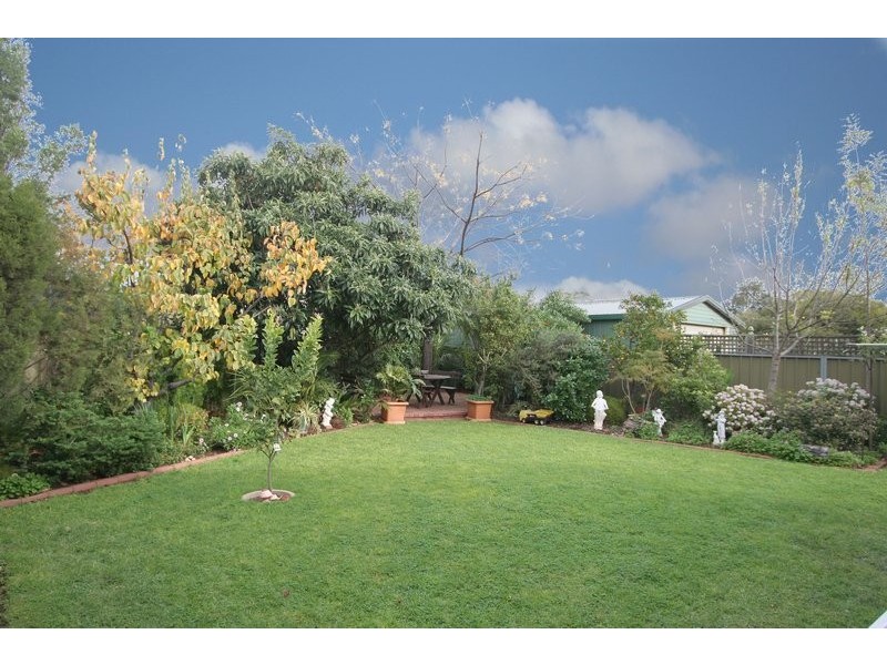 4b Elsinore Drive, Paradise SA 5075