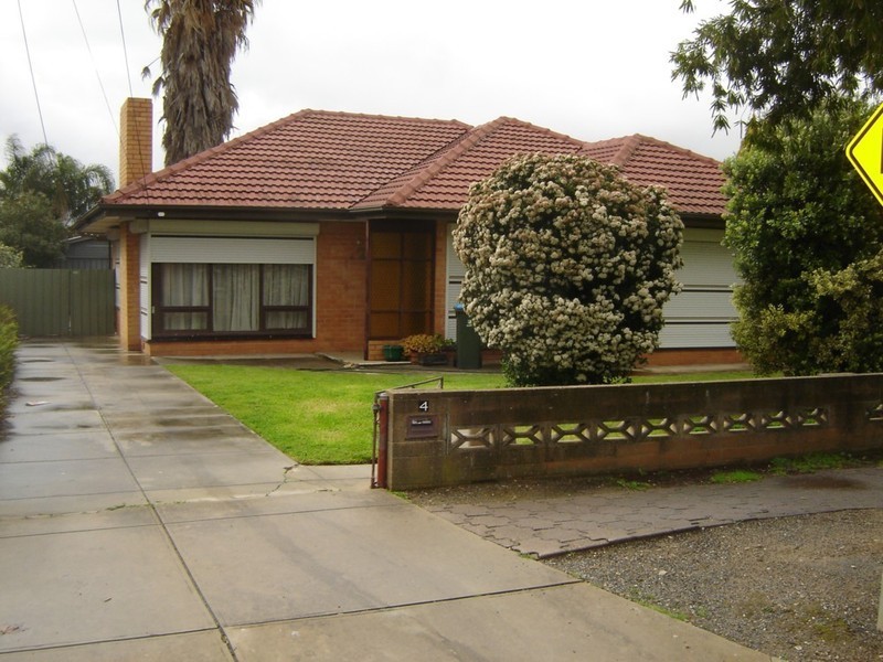 4 Cookes Road, Windsor Gardens SA 5087