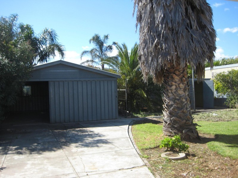 4 Cookes Road, Windsor Gardens SA 5087