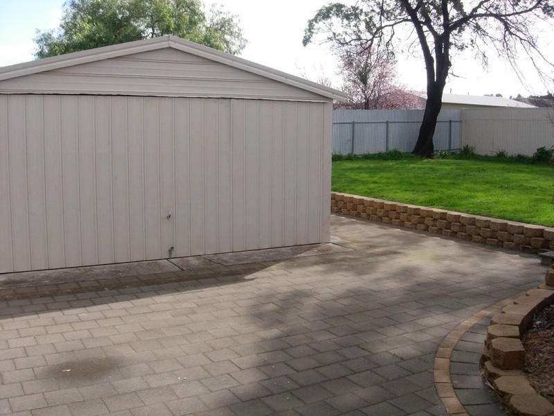 9 Hawke Street, Ridgehaven SA 5097