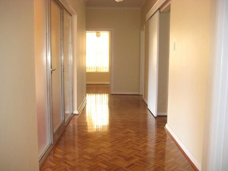 10 Garden Avenue, Campbelltown SA 5074