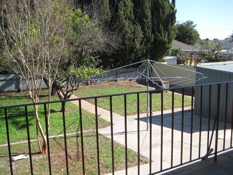 10 Garden Avenue, Campbelltown SA 5074