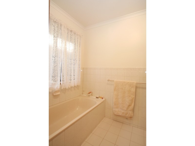 4 Dinham Road, Athelstone SA 5076