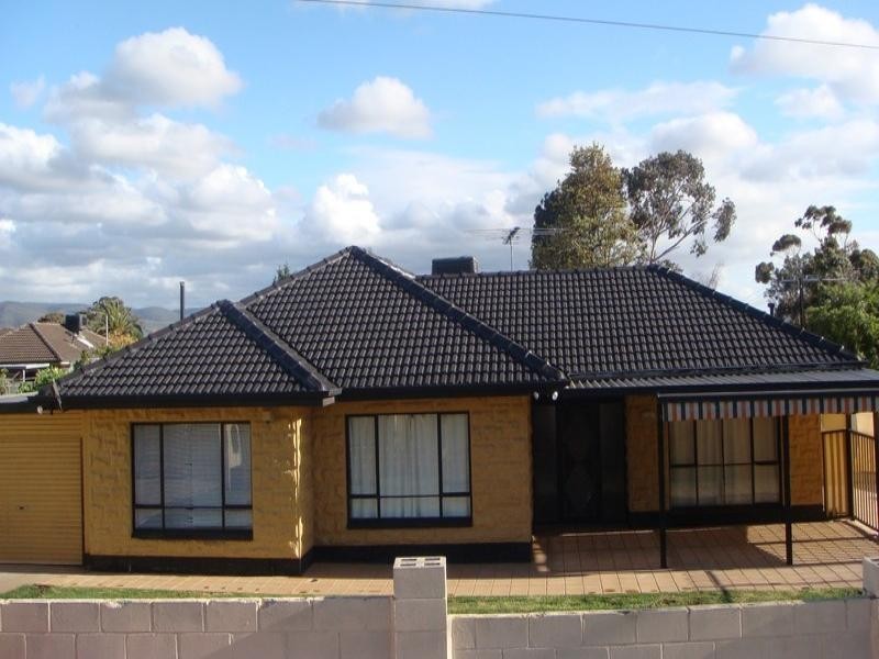 2 Tina Drive, Modbury SA 5092