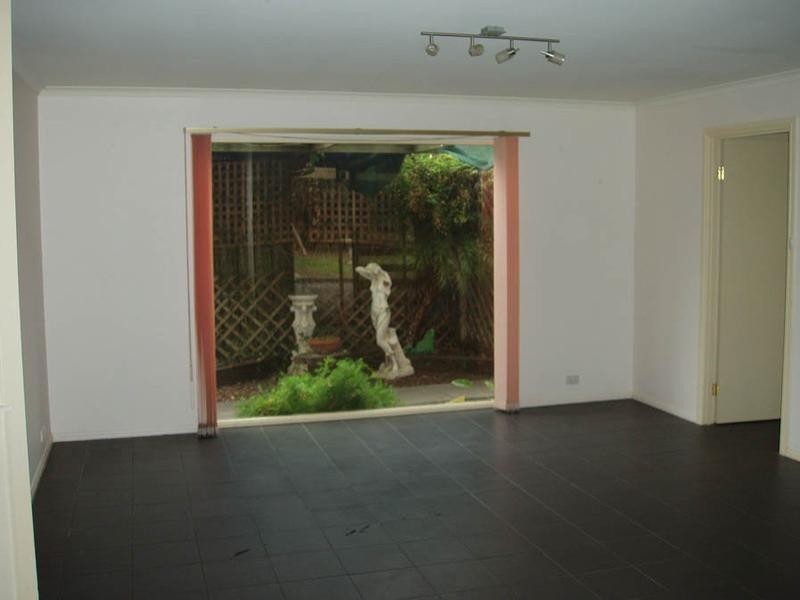 13 The Glen, Athelstone SA 5076