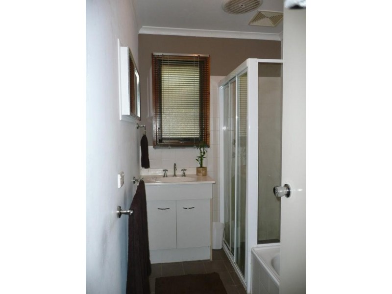 1 Bruce Crescent, Para Vista SA 5093