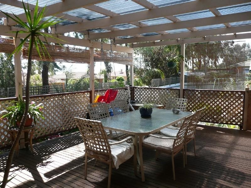 1 Bruce Crescent, Para Vista SA 5093