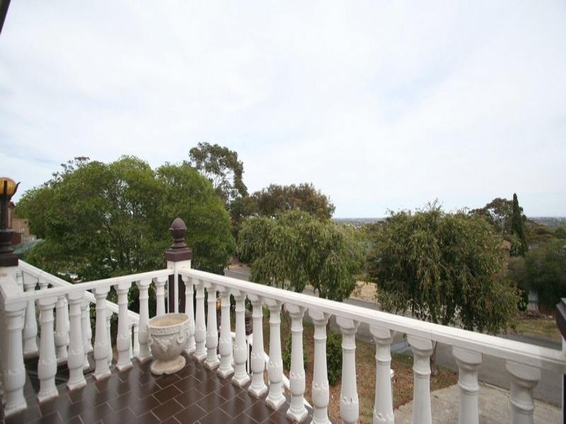 3a and 3b Wistaria Grove, Athelstone SA 5076
