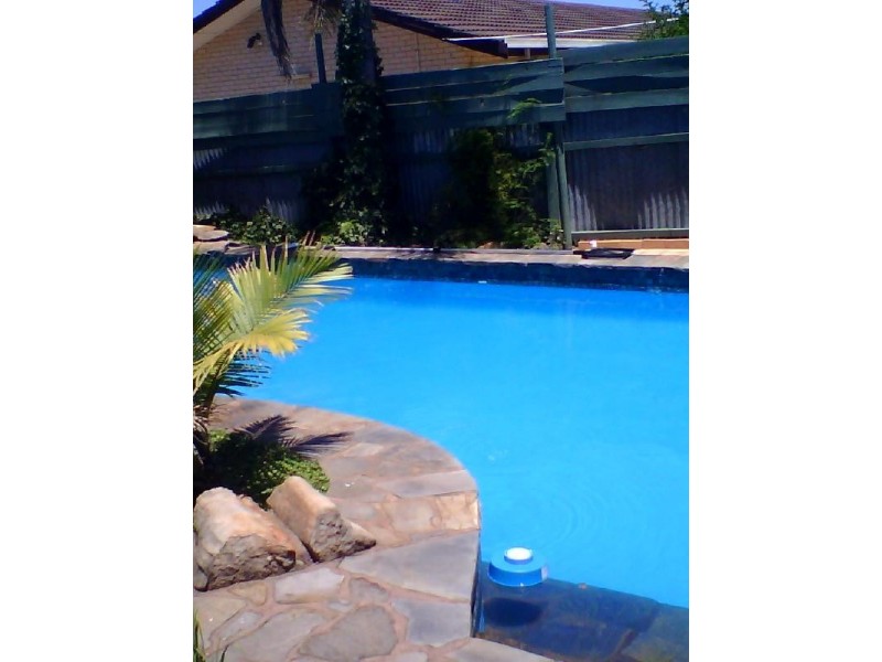 10 Jeff Street, Para Vista SA 5093