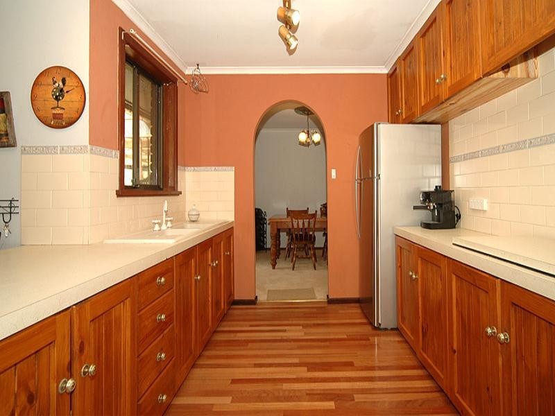 25 Minerva Crescent, Modbury Heights SA 5092