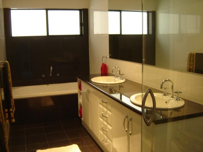 79a Leabrook Drive, Rostrevor SA 5073