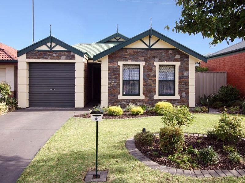 41 Oxford Circuit, Newton SA 5074