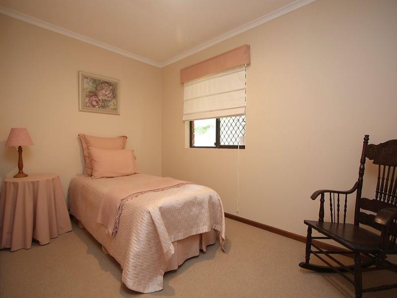 10b Kareda Drive, Campbelltown SA 5074