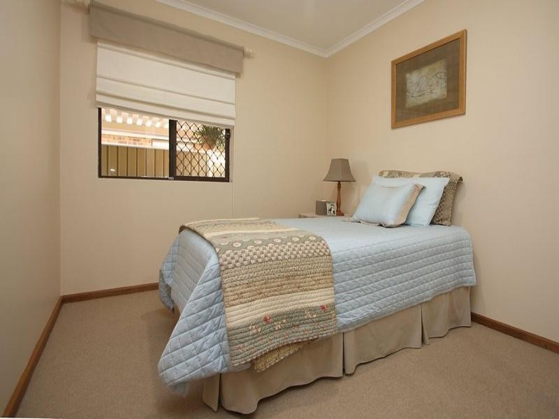 10b Kareda Drive, Campbelltown SA 5074