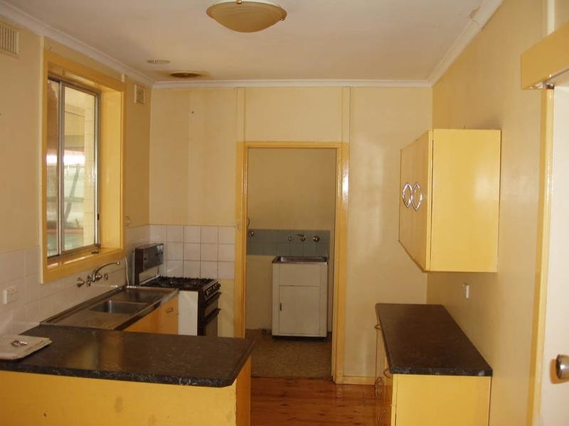 7 Willow Crescent, Campbelltown SA 5074