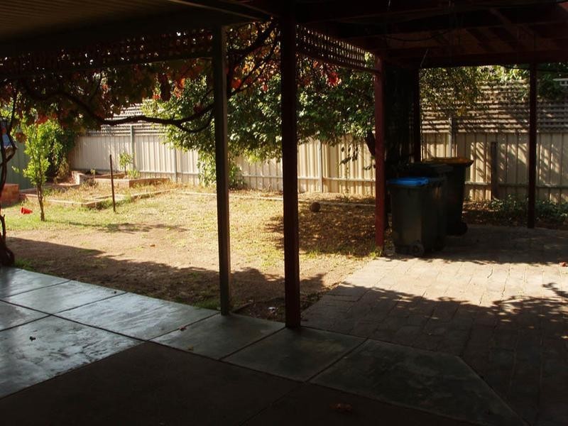 7 Willow Crescent, Campbelltown SA 5074