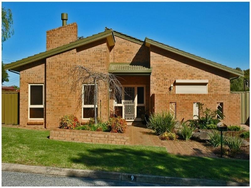 9 Bristol Crescent, Highbury SA 5089