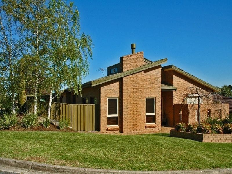 9 Bristol Crescent, Highbury SA 5089