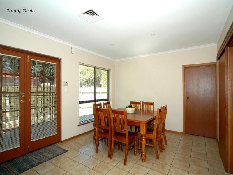 9 Bristol Crescent, Highbury SA 5089