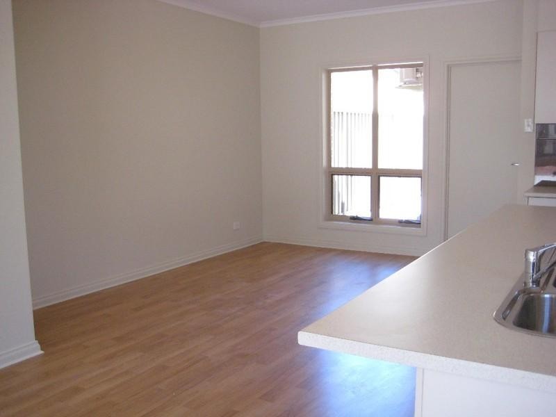 9 Meadow Avenue, Campbelltown SA 5074