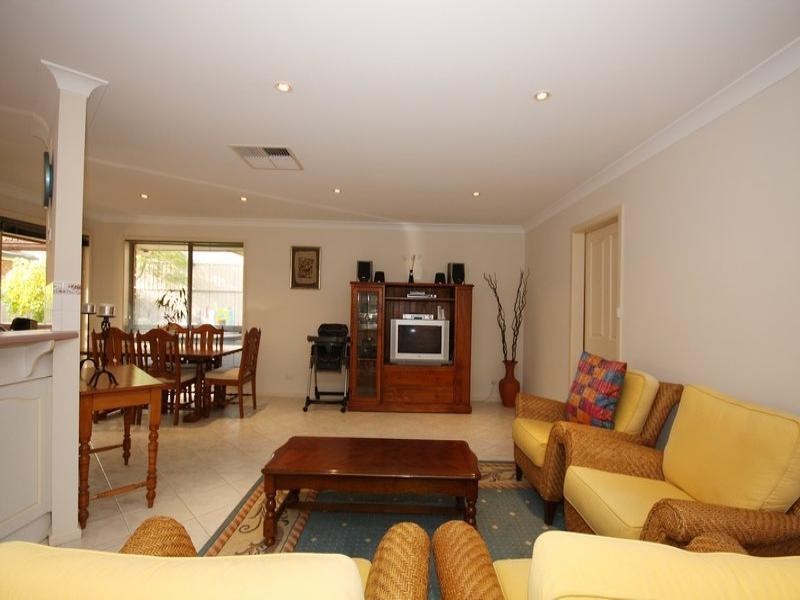 5 Conifer Court, Newton SA 5074