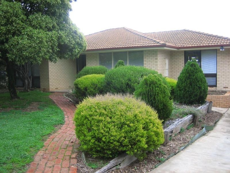 40 Telford Crescent, Modbury Heights SA 5092