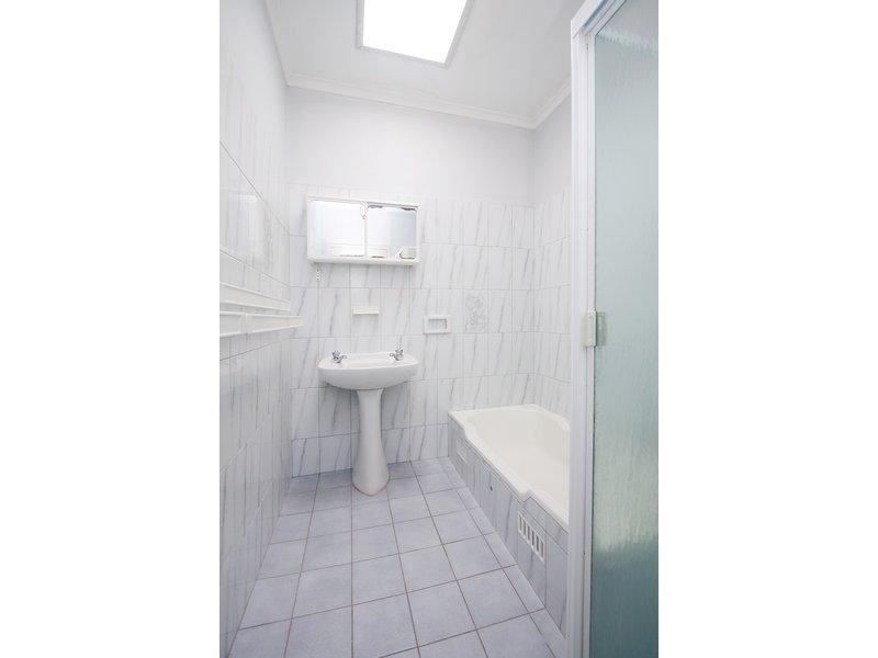 75 Hancock Avenue, Campbelltown SA 5074