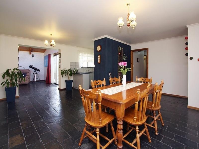 5 Etuna Street, Para Hills West SA 5096