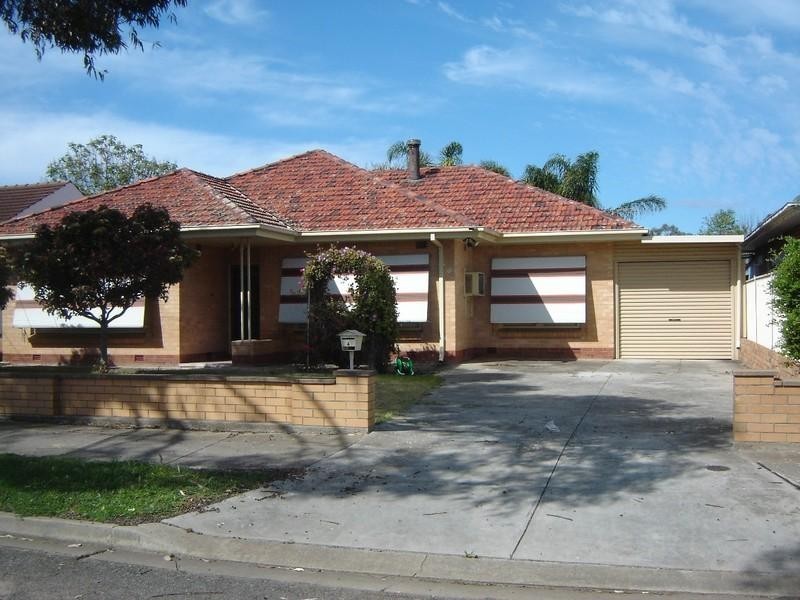 4 Somerset Avenue, Clearview SA 5085