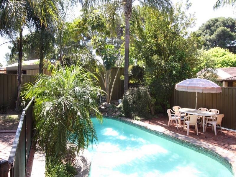 18 Waterford Avenue, Dernancourt SA 5075