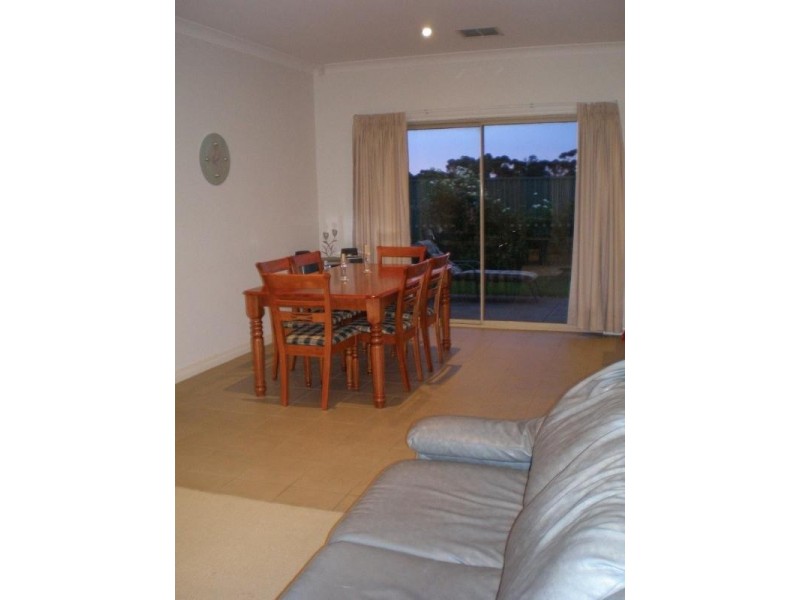 12 Bagot Court, Evanston Park SA 5116