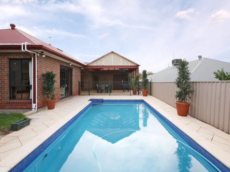 18 Bilney Drive, Athelstone SA 5076