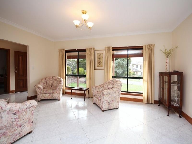 18 Bilney Drive, Athelstone SA 5076