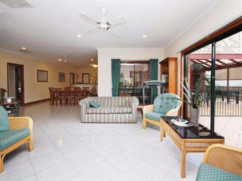 18 Bilney Drive, Athelstone SA 5076