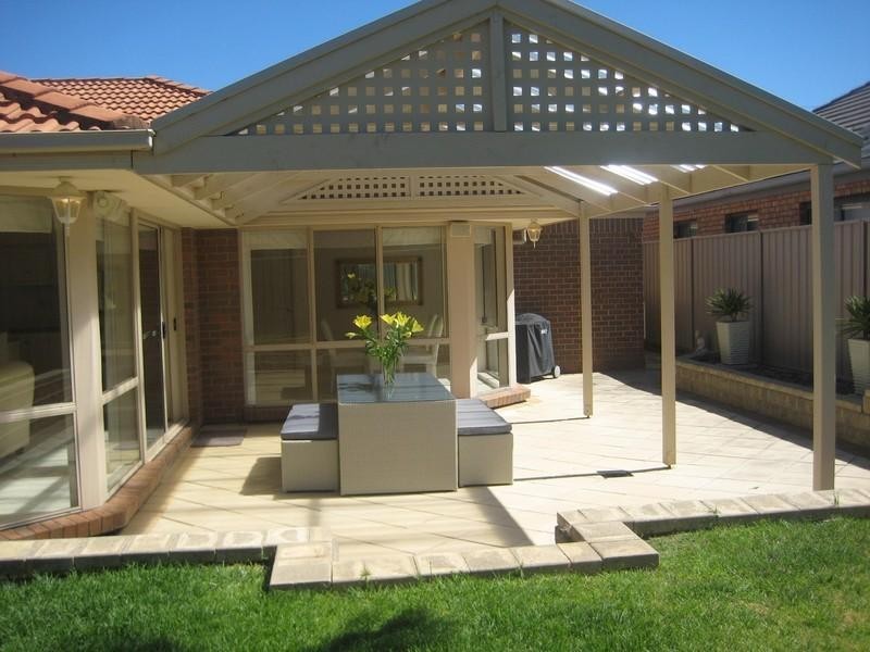 6 Airola Court, Newton SA 5074