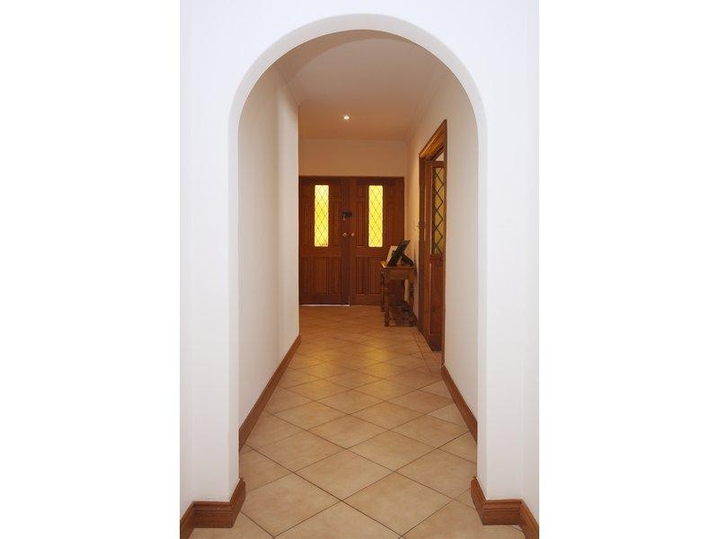 32 Linda Drive, Athelstone SA 5076