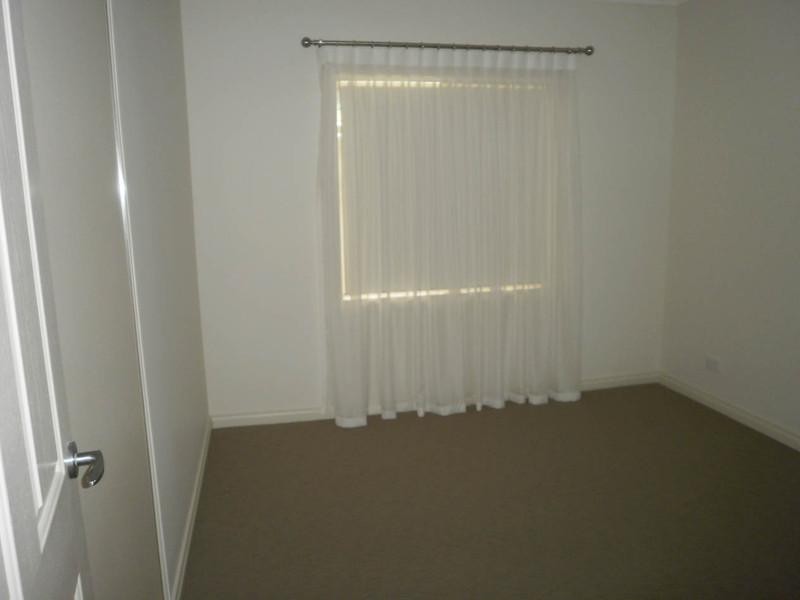 22 Rutherglen Avenue, Valley View SA 5093