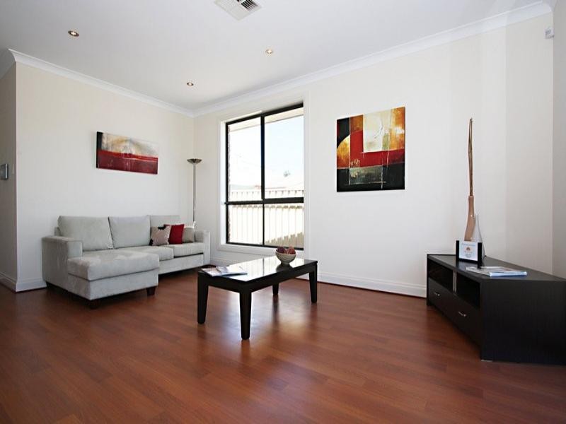 2a Glenton Street, Campbelltown SA 5074