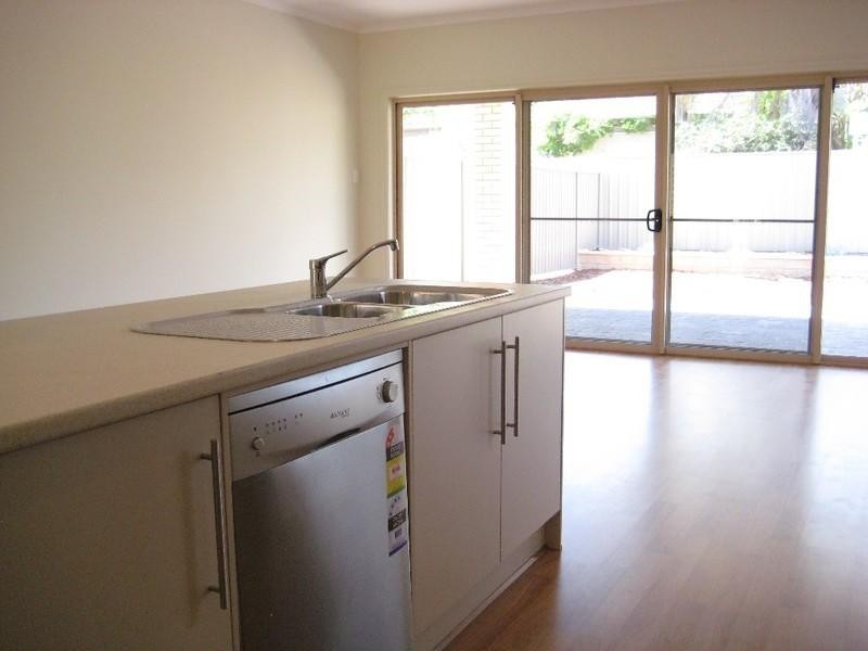 9a Meadow Avenue, Campbelltown SA 5074