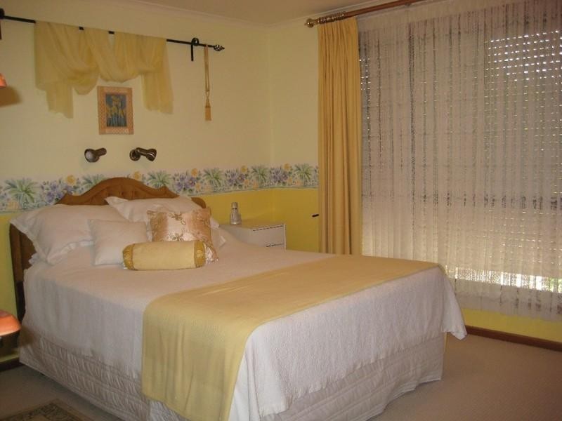 17 Burnie Avenue, Campbelltown SA 5074