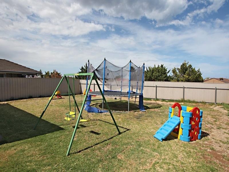 9 Pacific Close, Seaford Rise SA 5169