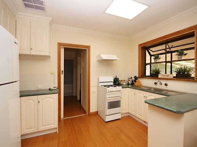 37 Hazel Grove, Ridgehaven SA 5097