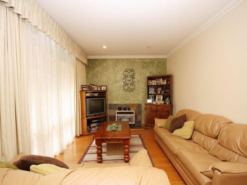 37 Hazel Grove, Ridgehaven SA 5097