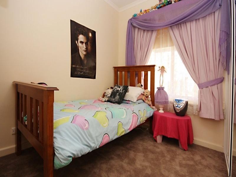 37 Hazel Grove, Ridgehaven SA 5097