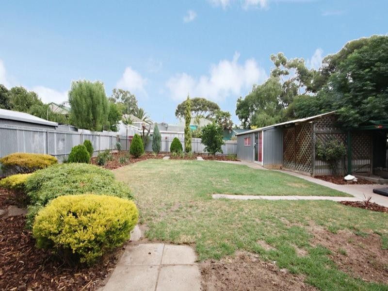 37 Hazel Grove, Ridgehaven SA 5097