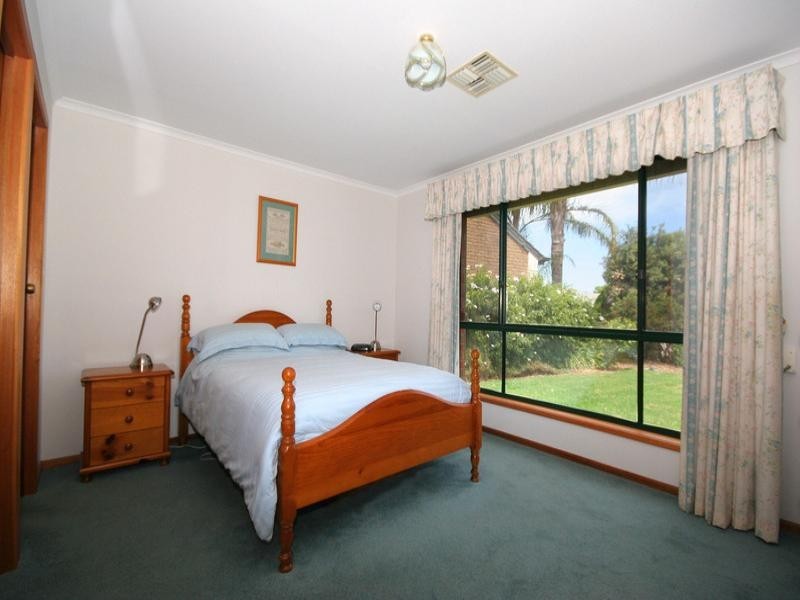 25 Robert Emery Court, Athelstone SA 5076