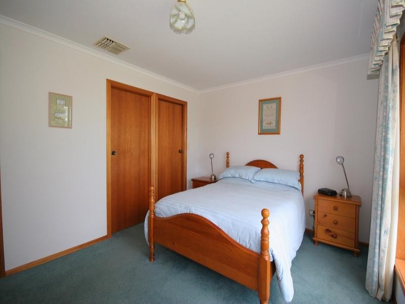 25 Robert Emery Court, Athelstone SA 5076