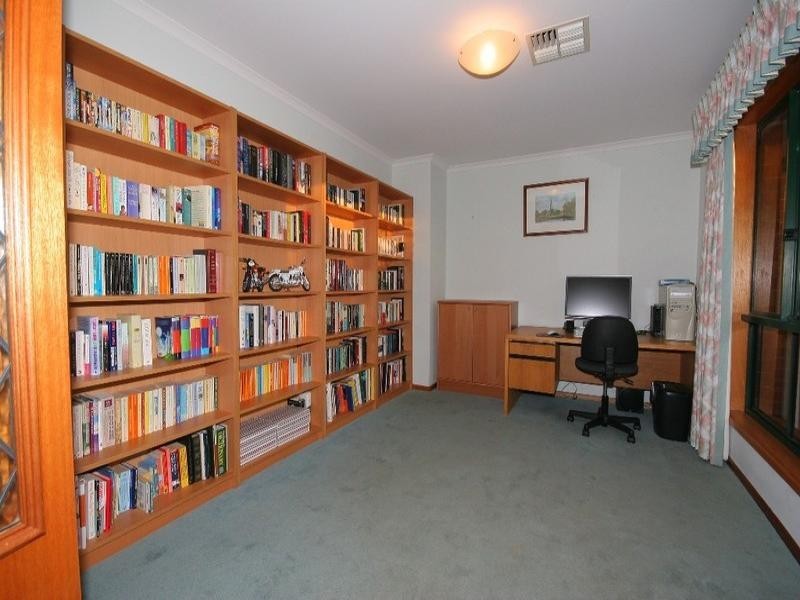 25 Robert Emery Court, Athelstone SA 5076