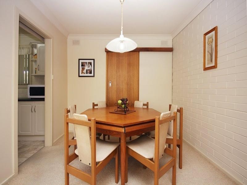 21 Medway Crescent, Rostrevor SA 5073