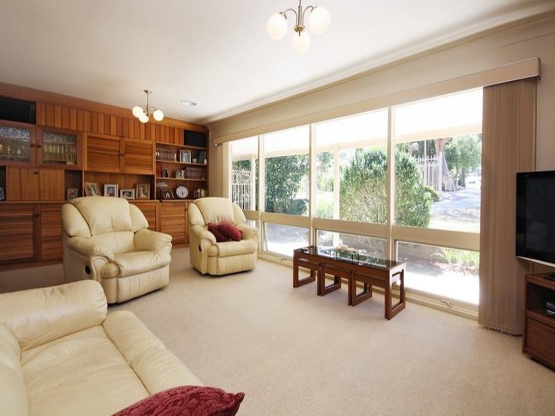 21 Medway Crescent, Rostrevor SA 5073